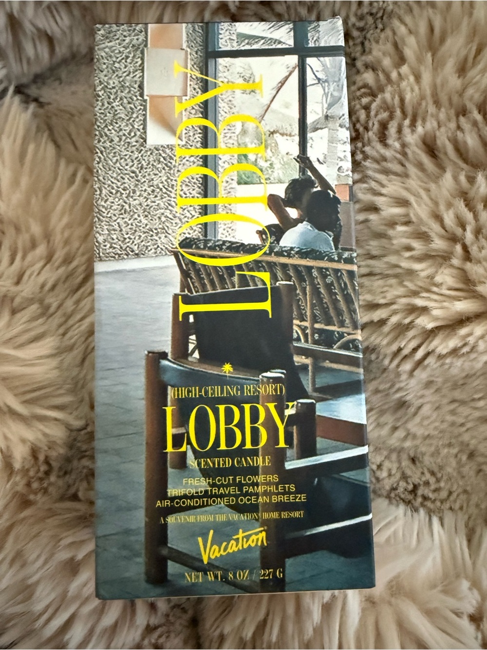 NEW Vacation Lobby Scented Candle 8 oz NIB